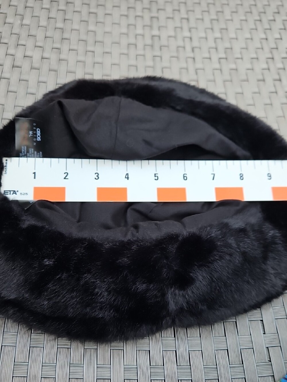NWOT ASOS Design Black Faux Fur Roll Back Bucket Hat Size M-L - Picture 16 of 16